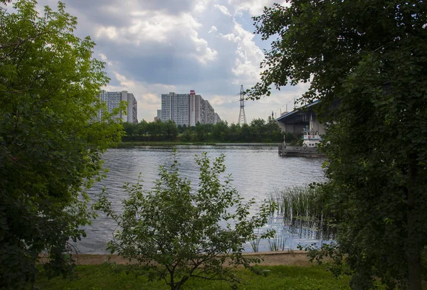 Vista da Região Brateyevo, Moscovo — Fotografia de Stock