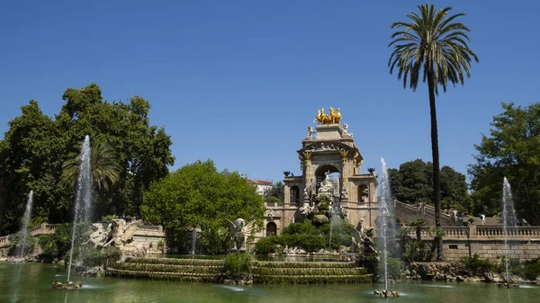 Parque de la ciudadela en Barcelona, España —  Fotos de Stock