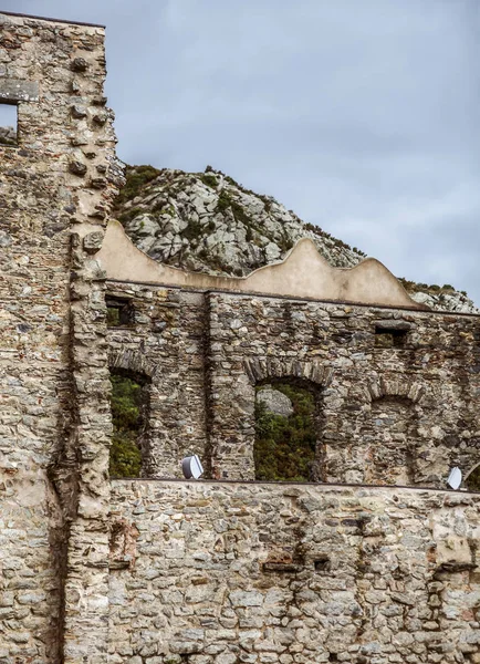 Bencés kolostor Sant Pere de Rodes, Spanyolország — Stock Fotó