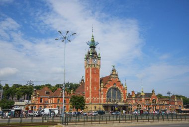 Polonya 'nın Gdansk kentindeki ana istasyonun inşası