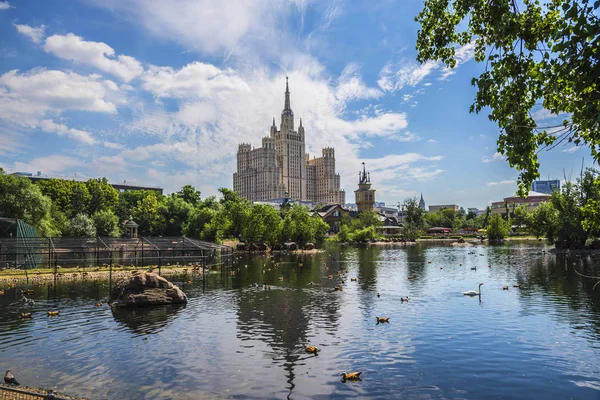 Moscow Russia June 2016 Skyscraper Kudrinskaya Square View Moscow Zoo — стокове фото