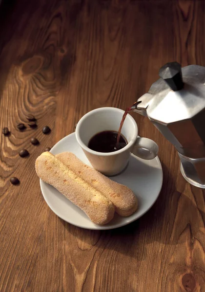 Italian Moka Pot Coffee Maker Pot Coffee Cup Wooden Table — Stock Photo, Image