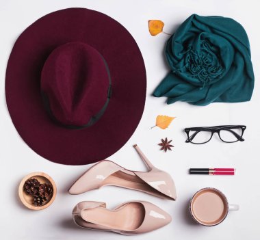 Sonbahar ile ilgili Aksesuar ve eşyaları