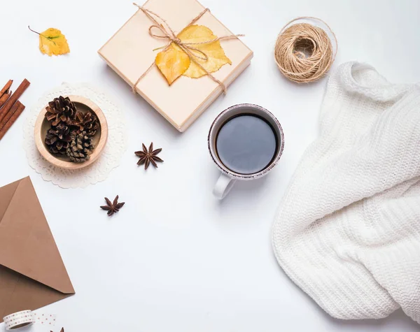 Kahve, kazak, koni ve sonbahar ilgili diğer öğeleri