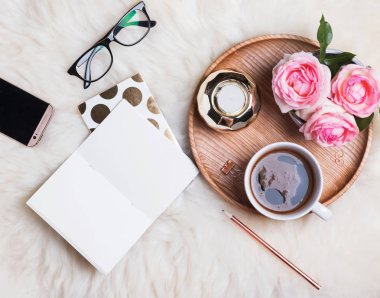 kadınsı okul sırası tarz.