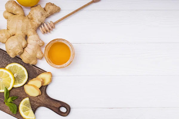 Ginger, lemon and honey