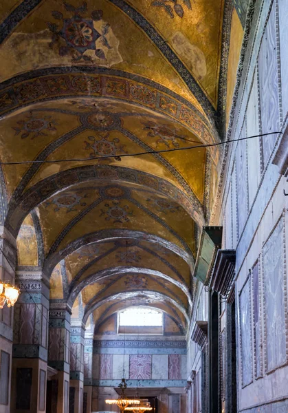 Byzantské mozaiky v interiéru chrámu hagia Sofia v Istanbulu, tu — Stock fotografie
