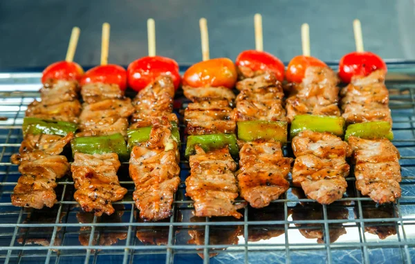 Légumes et viande sur le BBQ — Photo