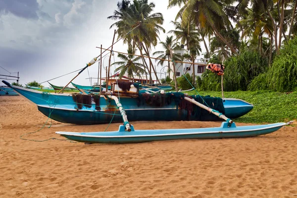 Sri lanka fischende Katamarane, Fischerboote — Stockfoto
