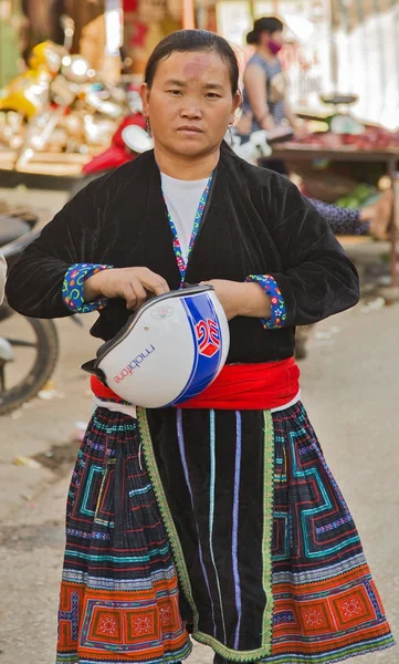 Frau Hmong Sapa, Lao Cai — Stockfoto
