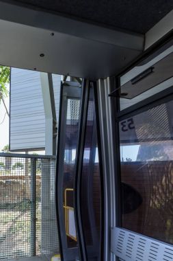 Kabin kapı cam teleferik yol önde gelen Montjuic Hill, B