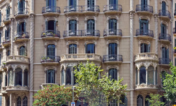 Old building facade — Stock Photo, Image