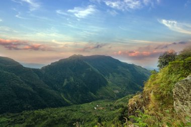Dağlar manzara. Tepeleri manzarası Horton Plains N dünyalar sonunda
