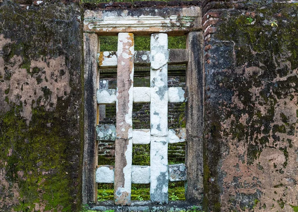 Textura de madeira velha casa marrom porta de madeira. fundo painéis antigos . — Fotografia de Stock