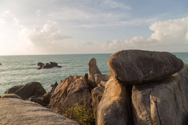 Büyükanne ve büyükbaba Rocks - Samui Lamai Beach Thailan içinde