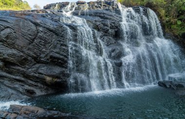Panoramic kaya şelale bahar Horton Plains Ulusal düşüyor