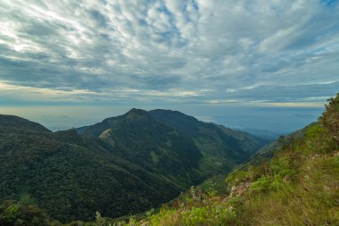 Dağlar manzara. Tepeleri manzarası Horton Plains N dünyalar sonunda