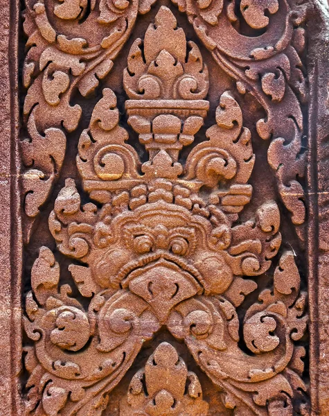 Fondo de la estatua de Bajorrelieve de la cultura jemer en Angkor Wat, Cam — Foto de Stock