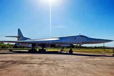 Tupolev Tu-160 Toplu Yirmibir Silahları