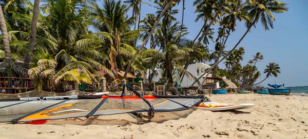 Windsurfing Εκπαίδευση εκπαιδευτής σχολείο surf στο Mui Ne Coco Beach s — Φωτογραφία Αρχείου