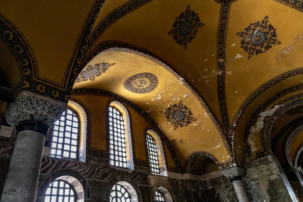 Wnętrze Hagia Sophia, muzeum Aya Sofya w Stambule Turcja — Zdjęcie stockowe