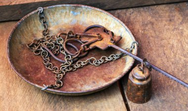 Vintage ağırlık dengesi zincir pazarı