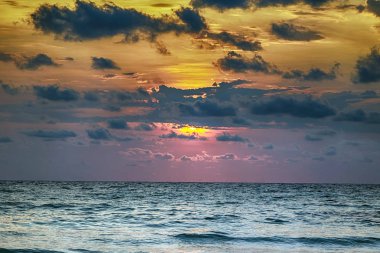 Şafak vakti doğa bileşimi gökyüzü