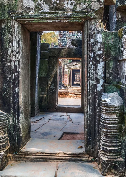 Angkor Arkeologi daerah di Kamboja — Stok Foto