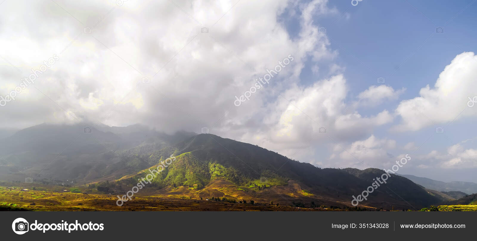 背景山壁紙風景岩青空白い雲 ストック写真 C Fotoall