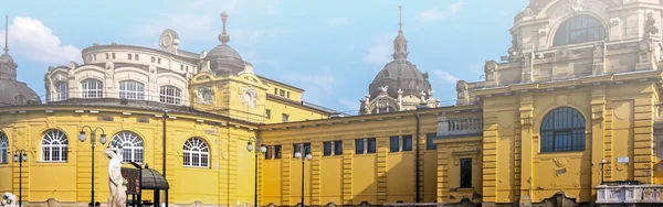 Szechenyi Băi Termale Aer Liber Budapesta Ungaria Wellness Spa Masaj — Fotografie, imagine de stoc