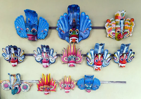 Geleneksel Sri Lanka Maskesi Rengarenk Ahşap Oyma Ahşap Şeytan Dansı — Stok fotoğraf