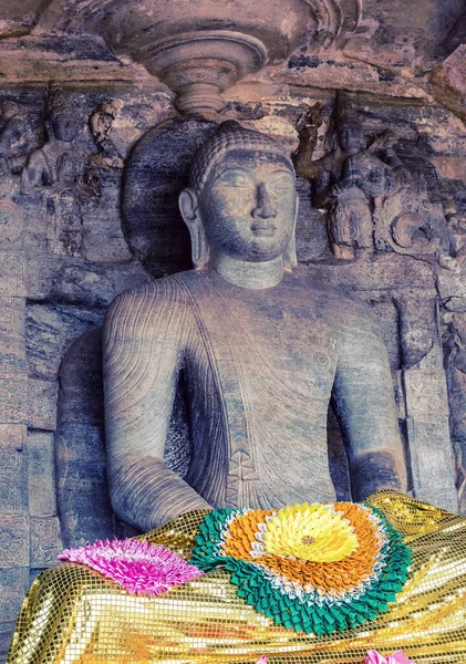Άγαλμα Του Βούδα Γκρο Πλαν Συνεδρίαση Του Γρανίτη Ροκ Γλυπτική — Φωτογραφία Αρχείου
