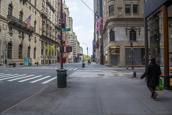 Coronavirus impact, empty midtown street New York, USA - Aptil 202