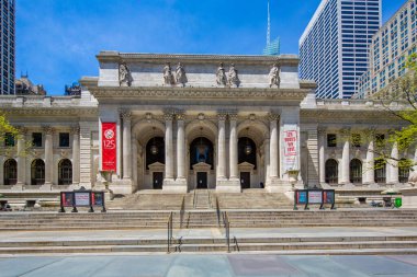 New York City - 10 Mayıs 2020: Schwarzman Binası, yaygın olarak ana şube ya da New York Halk Kütüphanesi olarak bilinir.