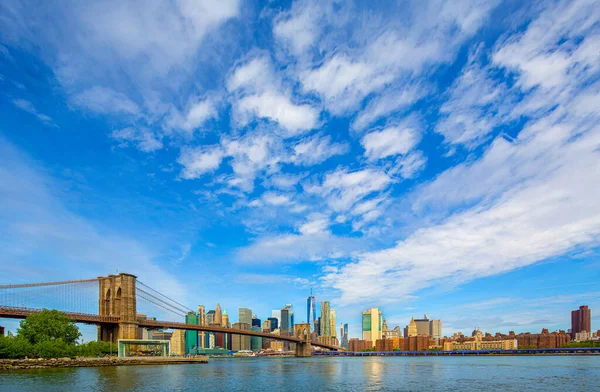 Brooklyn Bridge Och Manhattan Skyline Sett Utifrån Brooklyn Bridge Park — Stockfoto