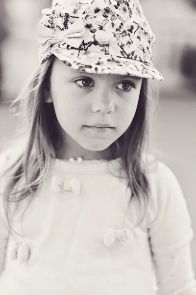 Retrato de menina — Fotografia de Stock