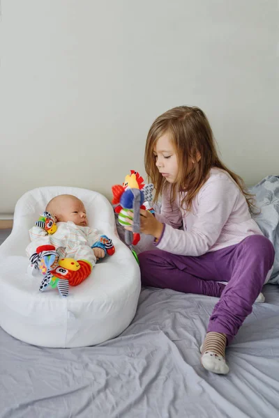 Brother and sister — Stock Photo, Image