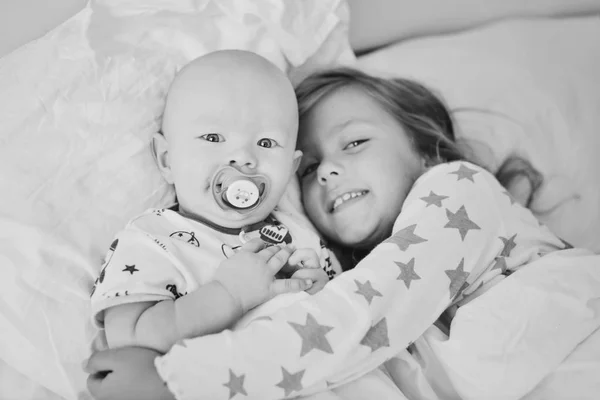 Baby Brother Sister Morning — Stock Photo, Image