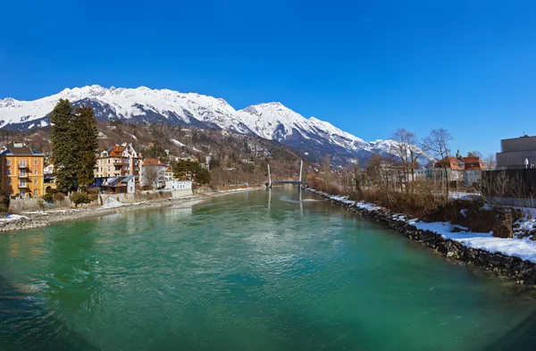 Innsbruck, Avusturya - mimari ve doğa arka plan — Stok fotoğraf