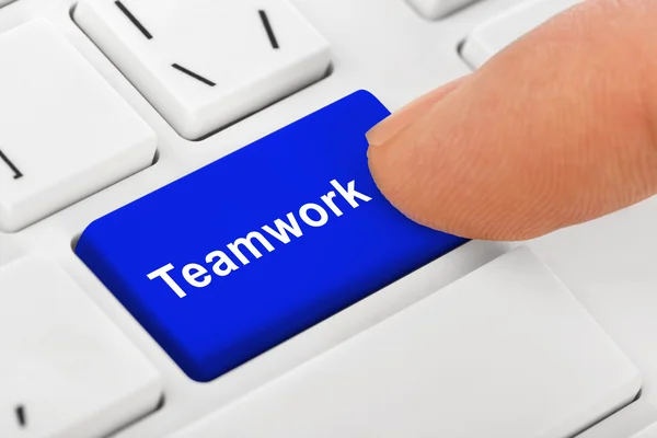 Computer laptop toetsenbord met Teamwork sleutel — Stockfoto