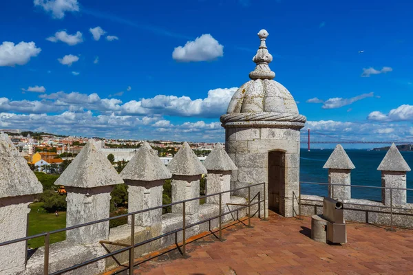 Zinnen des Belem-Turms - Lissabon portugal — Stockfoto