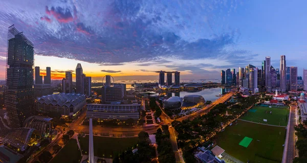 Στον ορίζοντα της πόλης Σιγκαπούρη — Φωτογραφία Αρχείου