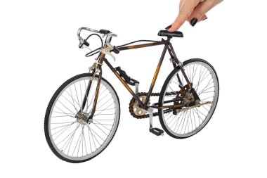 beyaz arkaplanda izole edilmiş oyuncak bisiklet