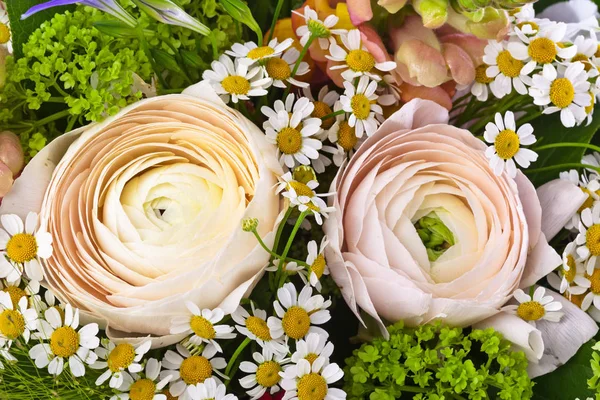 Bukiet kwiatów - tle kwiatowy natura — Zdjęcie stockowe