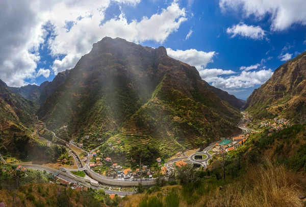 Aldeia montanhosa Serra de Aqua - Madeira Portugal — Fotografia de Stock