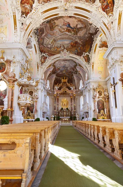 Katedrála interiér v Rakousku innsbruck — Stock fotografie
