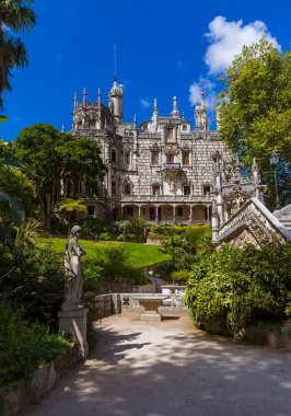 Quinta da Regaleira Şatosu - Sintra Portekiz