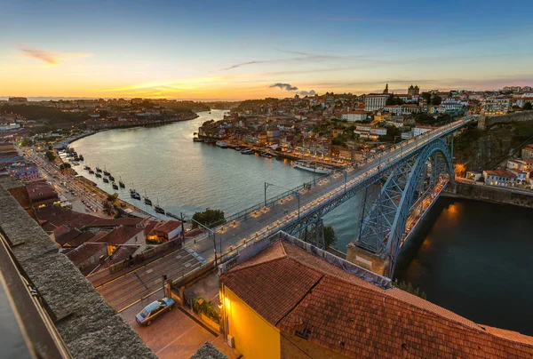 Porto óvárosában fekszik - Portugália — Stock Fotó