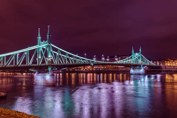 Vrijheidsbrug in Boedapest Hongarije — Stockfoto