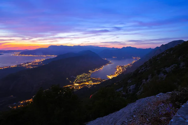 Zatoki Kotorskiej na zachód słońca - Czarnogóra — Zdjęcie stockowe